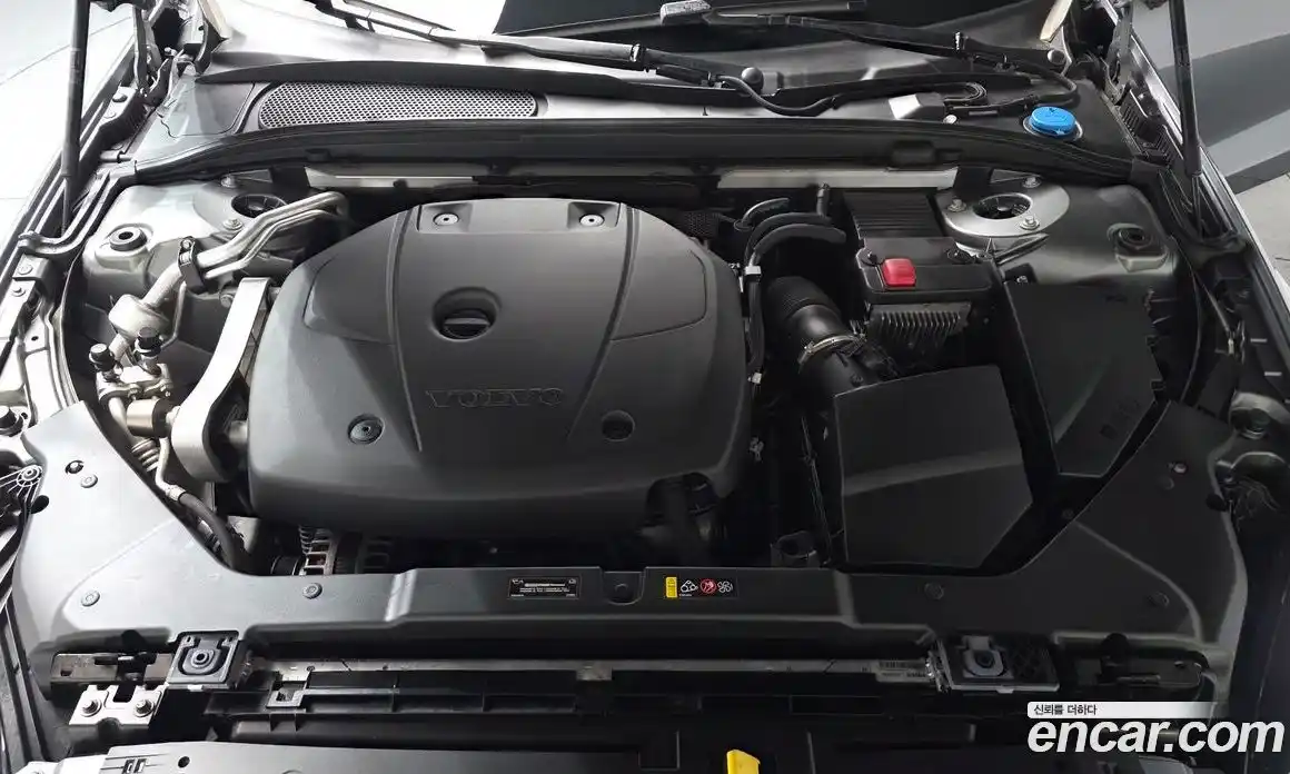 Volvo V60 2020 2.0 Автомат в Москве № 626302, фото 5