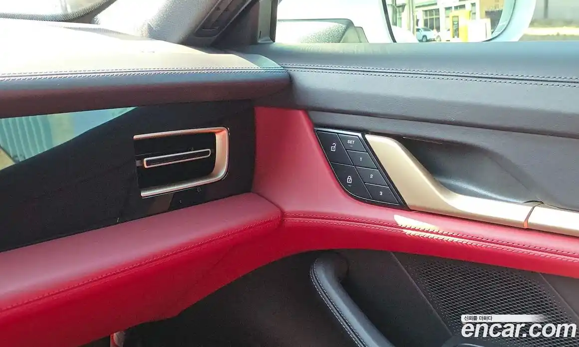 Porsche Taycan 2023 Автомат в Москве № 626772, фото 16