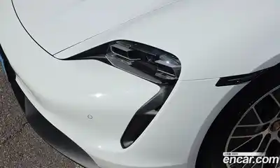 Porsche Taycan 2023 Автомат в Москве № 626772, миниатюра 3