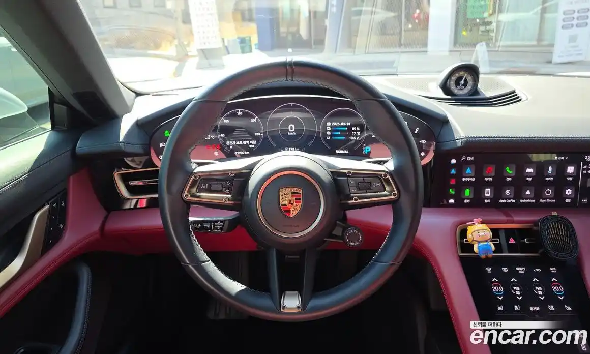 Porsche Taycan 2023 Автомат в Москве № 626772, фото 9