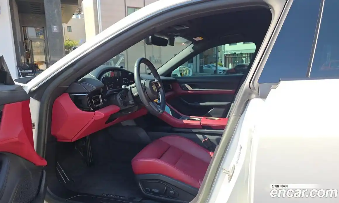 Porsche Taycan 2023 Автомат в Москве № 626772, фото 10