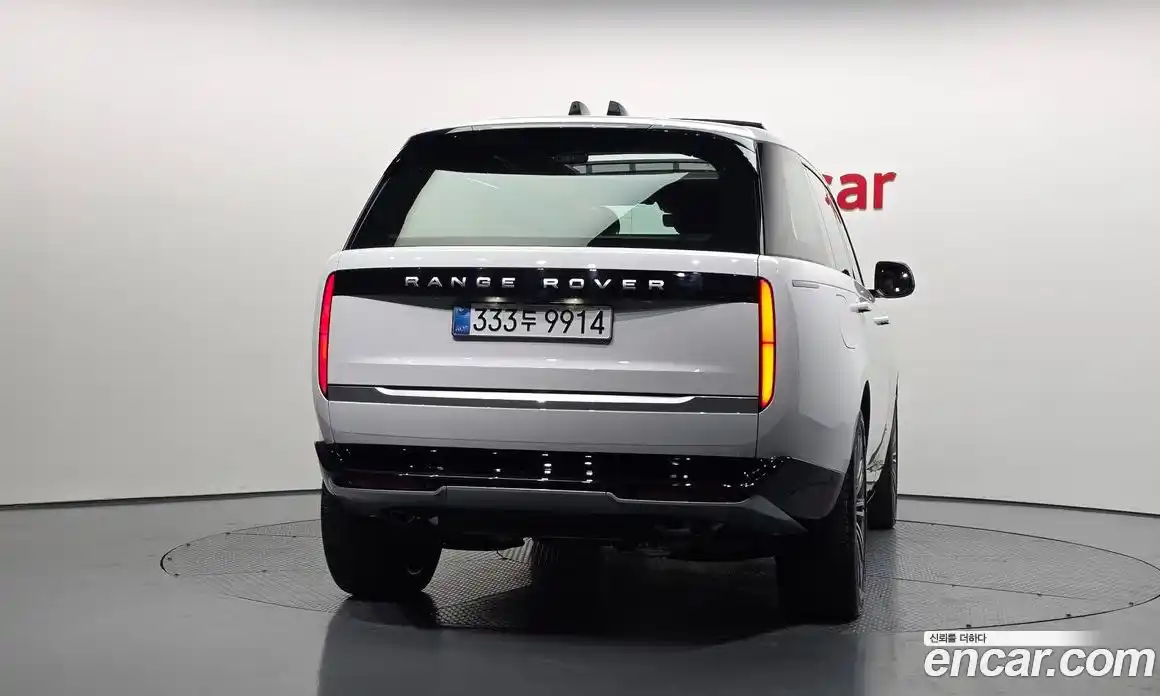 Land Rover Range-Rover 2025 4.4 Автомат в Москве № 627178, фото 4