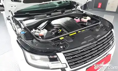 Land Rover Range-Rover 2025 4.4 Автомат в Москве № 627178, миниатюра 6