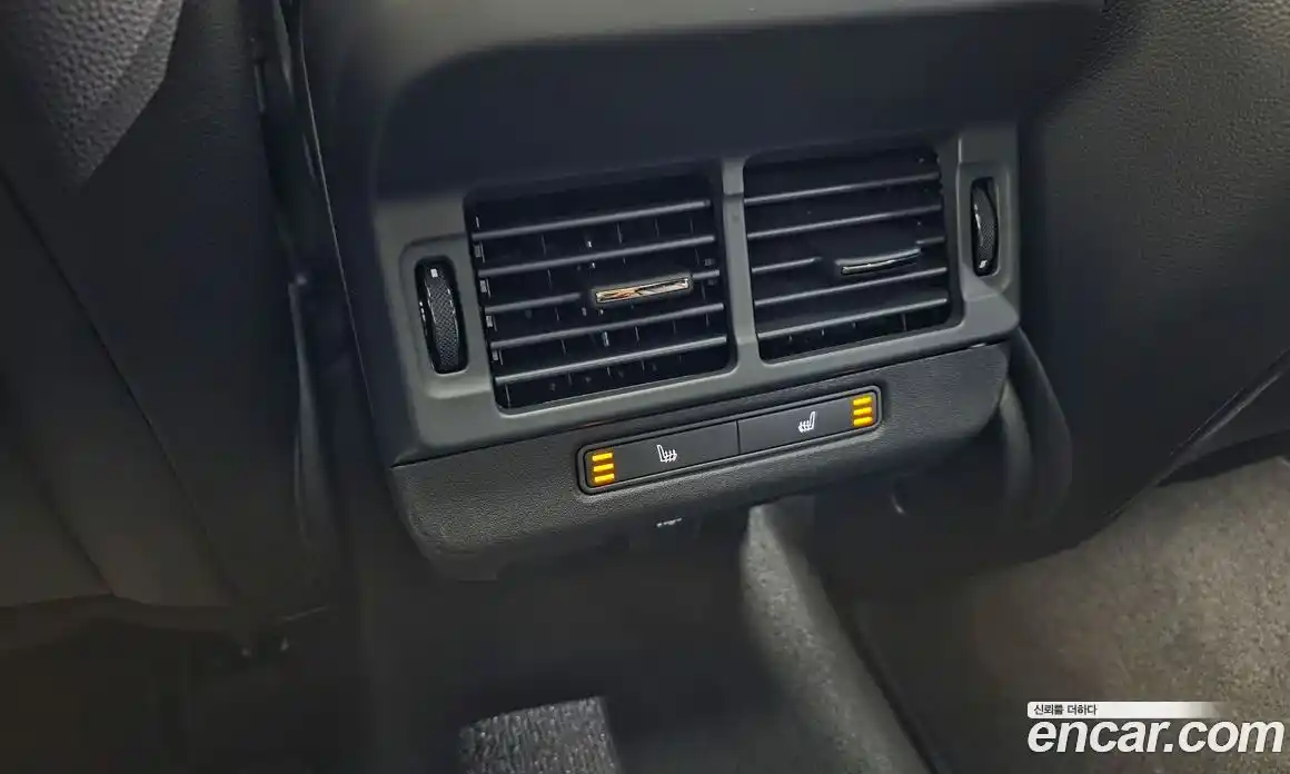 Land Rover Range-Rover Evoque 2026 2.0 Автомат в Москве № 627199, фото 17