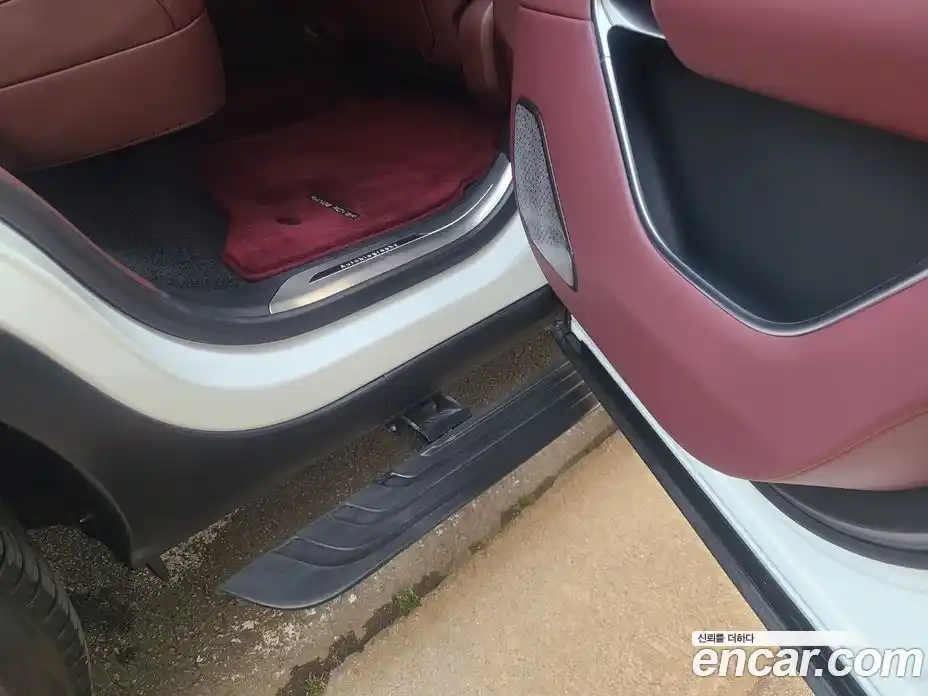 Land Rover Range-Rover 2023 4.4 Автомат в Москве № 627322, фото 11