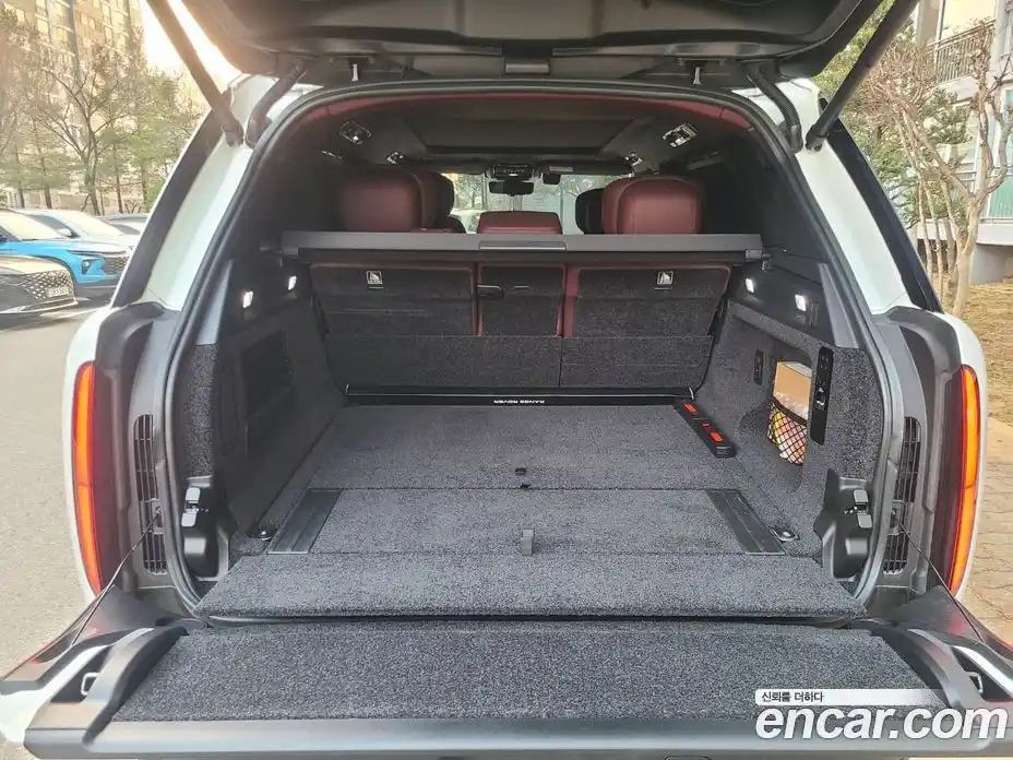 Land Rover Range-Rover 2023 4.4 Автомат в Москве № 627322, фото 16