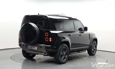 Land Rover Defender, 2024