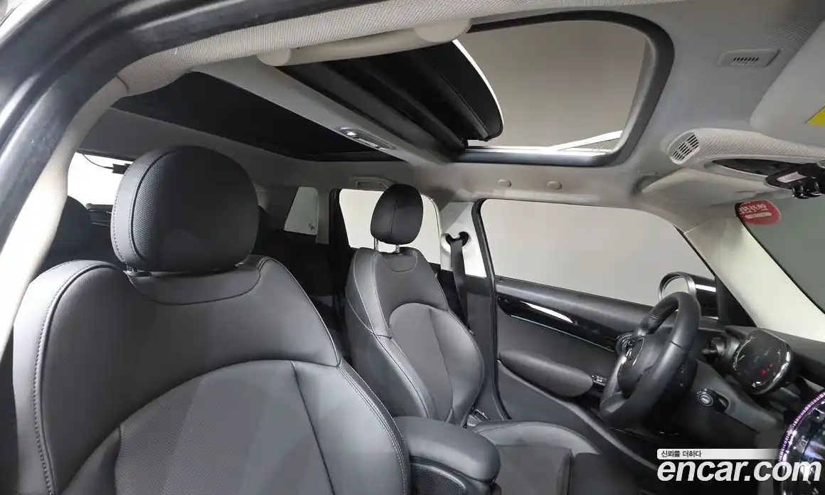 Mini Cooper 2022 1.5 Автомат в Москве № 627812, фото 11