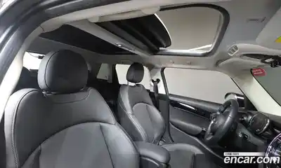 Mini Cooper 2022 1.5 Автомат в Москве № 627812, миниатюра 11