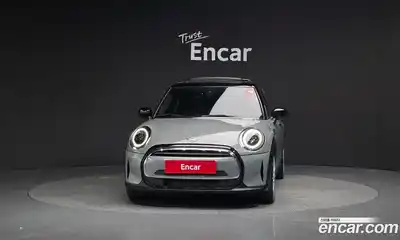 Mini Cooper 2022 1.5 Автомат в Москве № 627812, миниатюра 3