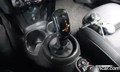 Mini Cooper 2022 1.5 Автомат в Москве № 627812, миниатюра 9