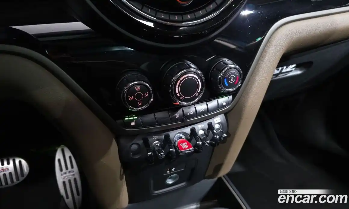 Mini Countryman 2018 2.0 Автомат в Москве № 628054, фото 17