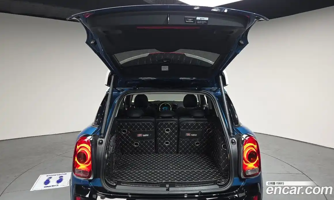 Mini Countryman 2018 2.0 Автомат в Москве № 628054, фото 20