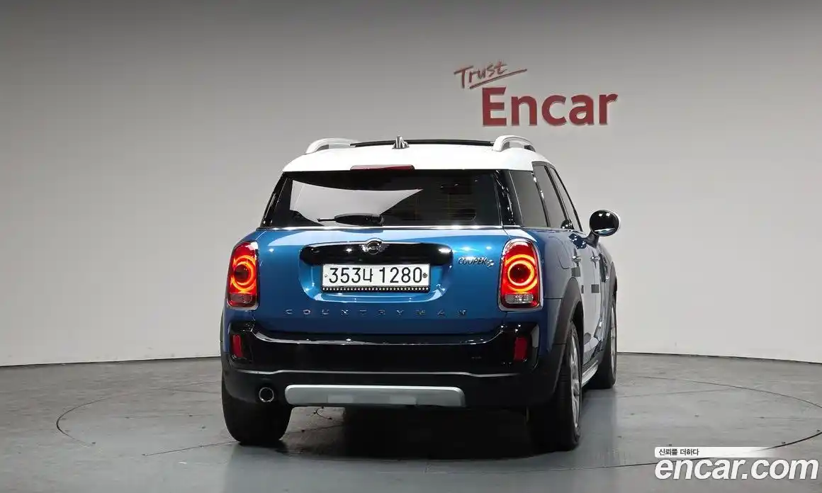 Mini Countryman 2018 2.0 Автомат в Москве № 628054, фото 4