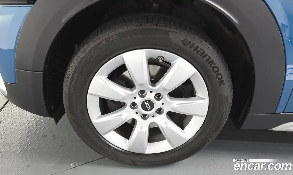 Mini Countryman 2018 2.0 Автомат в Москве № 628054, фото 5