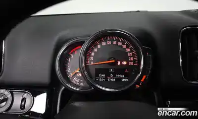 Mini Countryman 2018 2.0 Автомат в Москве № 628054, миниатюра 8