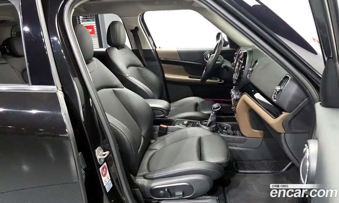 Mini Countryman 2018 2.0 Автомат в Москве № 628060, фото 11