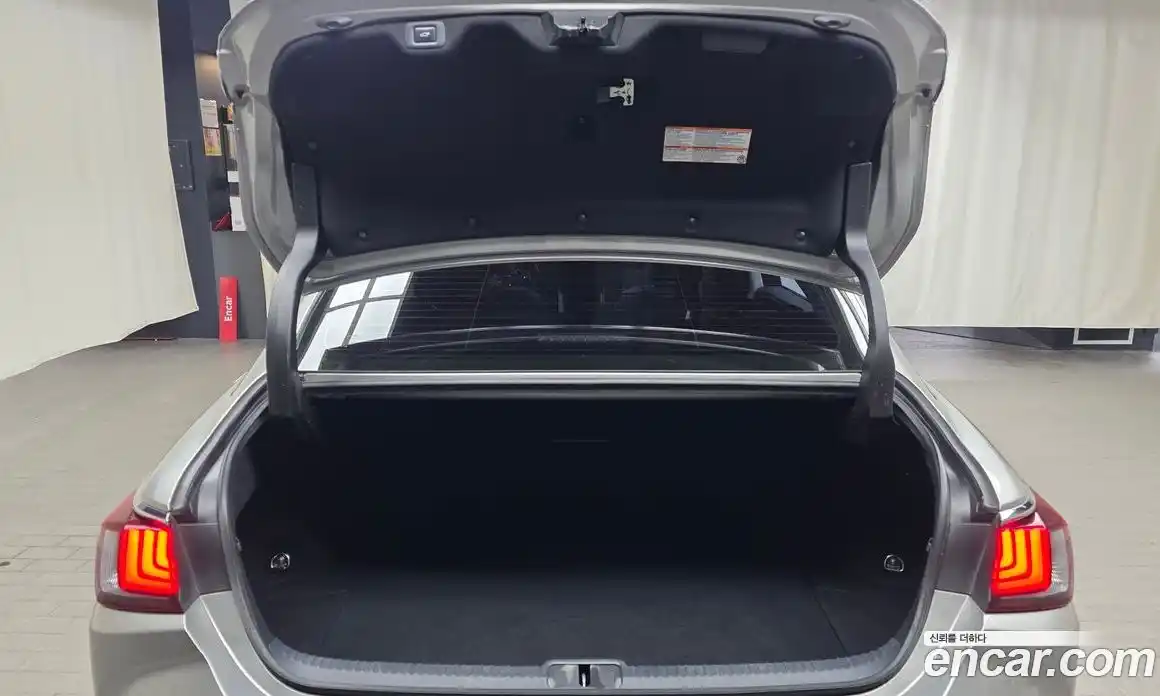 Lexus ES 2023 2.5 Автомат в Москве № 628532, фото 20