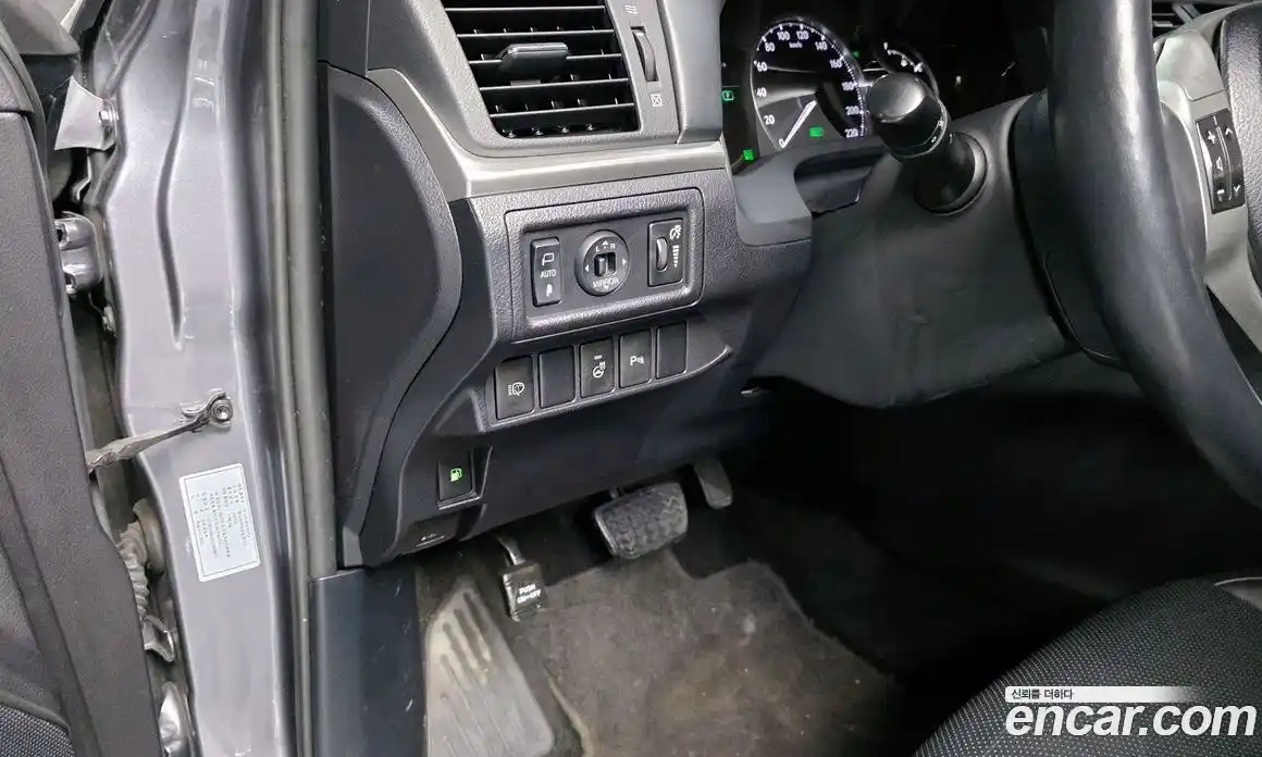 Lexus CT200h 2012 1.8 Автомат в Москве № 628707, фото 15