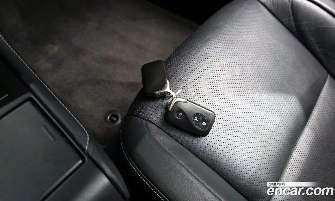 Lexus CT200h 2012 1.8 Автомат в Москве № 628707, фото 18