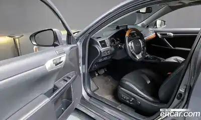 Lexus CT200h 2012 1.8 Автомат в Москве № 628707, миниатюра 9