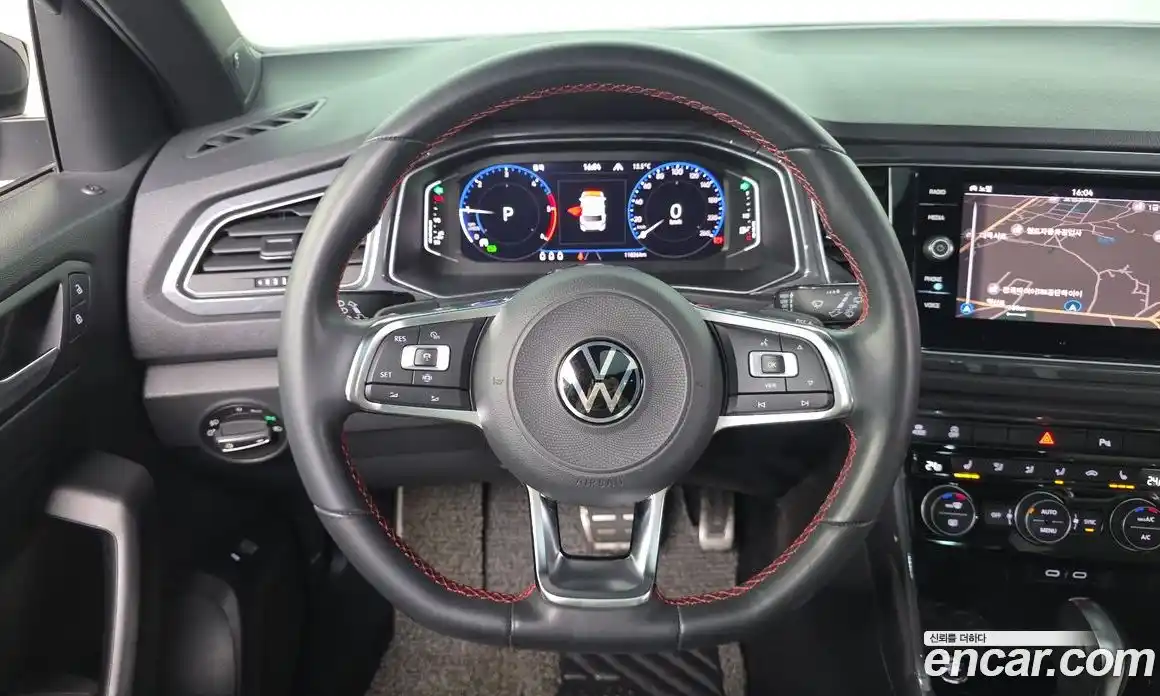 Volkswagen T-Roc 2022 2.0 Автомат в Москве № 628828, фото 14