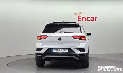 Volkswagen T-Roc 2022 2.0 Автомат в Москве № 628828, миниатюра 4