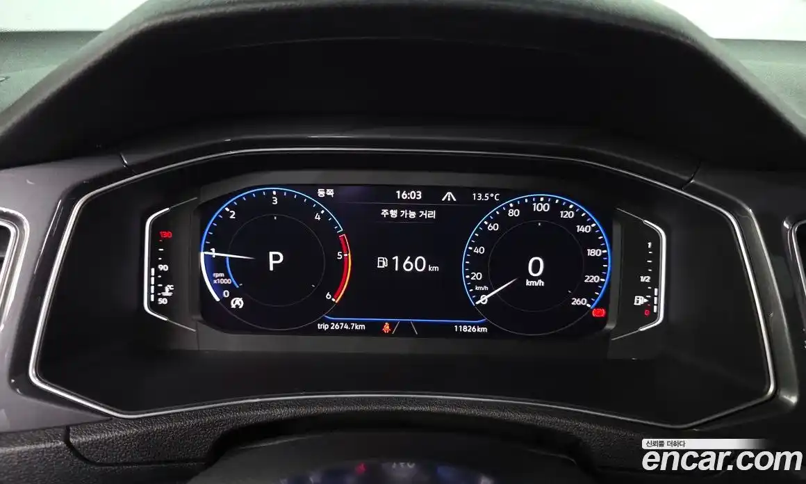 Volkswagen T-Roc 2022 2.0 Автомат в Москве № 628828, фото 8