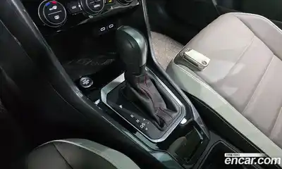 Volkswagen T-Roc 2022 2.0 Автомат в Москве № 628828, миниатюра 9