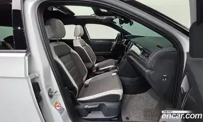 Volkswagen T-Roc 2022 2.0 Автомат в Москве № 628828, миниатюра 10