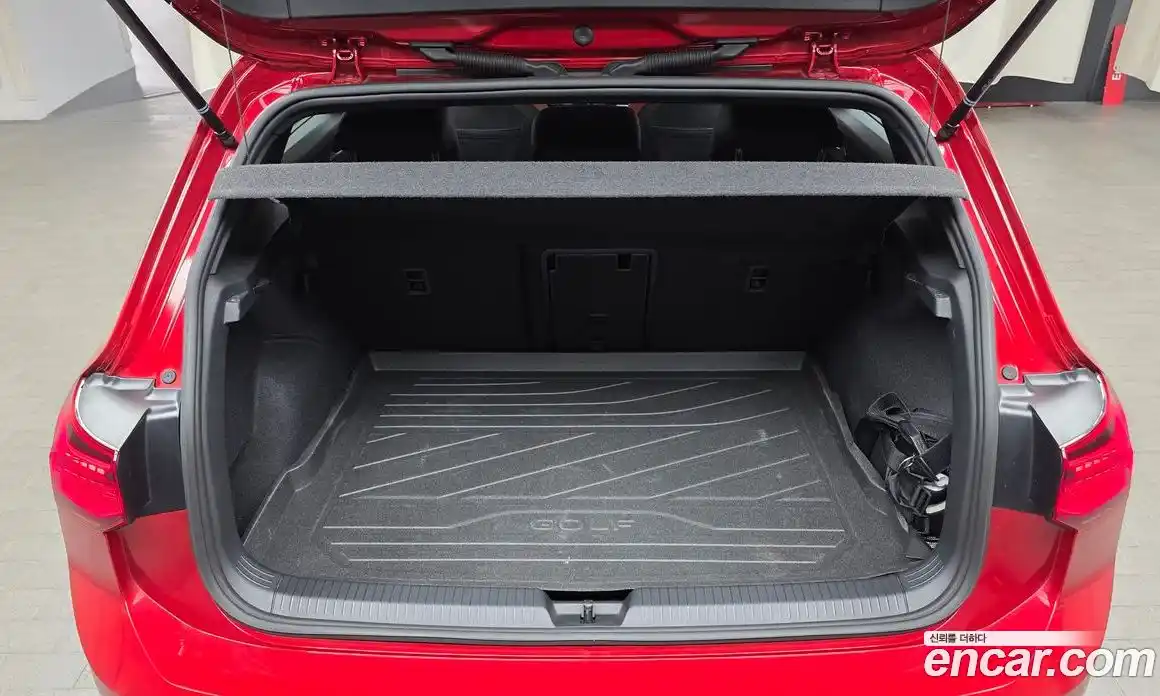 Volkswagen Golf 2024 2.0 Автомат в Москве № 628879, фото 20