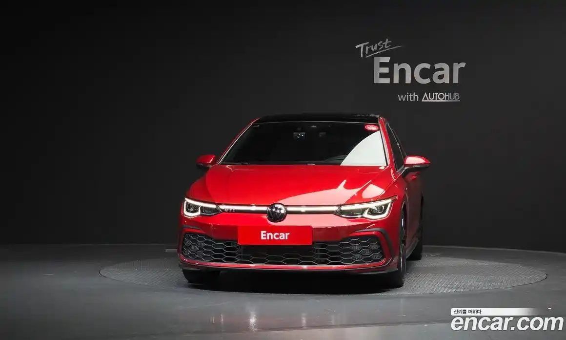 Volkswagen Golf 2024 2.0 Автомат в Москве № 628879, фото 3