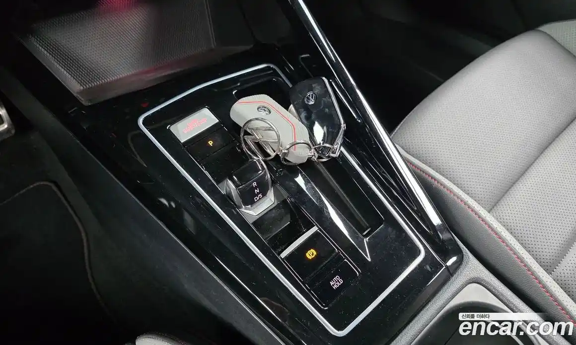 Volkswagen Golf 2024 2.0 Автомат в Москве № 628879, фото 9