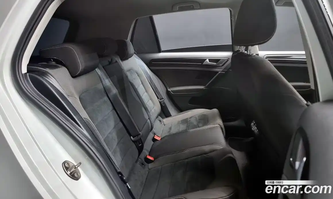 Volkswagen Golf 2015 2.0 Автомат в Москве № 628917, фото 12