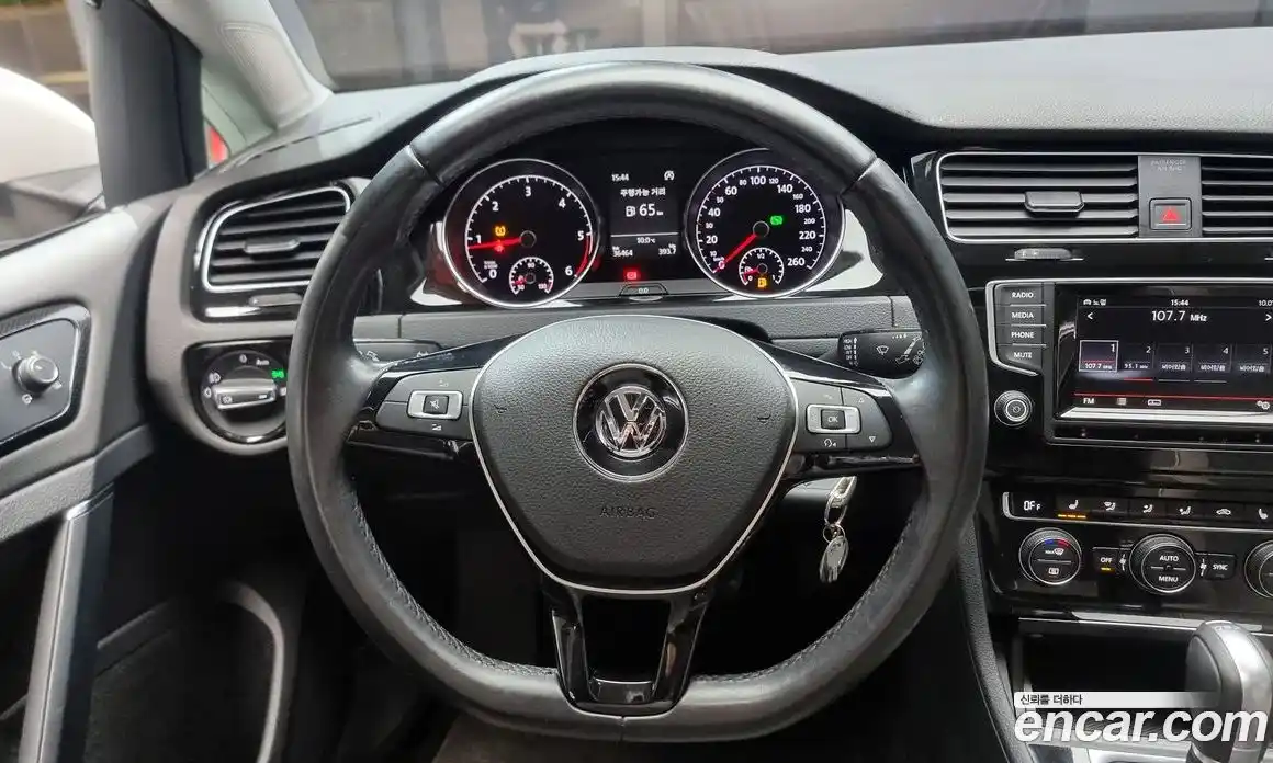 Volkswagen Golf 2015 2.0 Автомат в Москве № 628917, фото 14