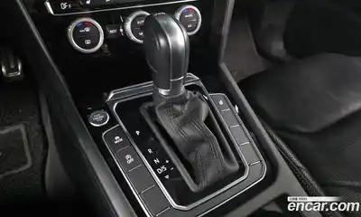 Volkswagen Arteon 2019 2.0 Автомат в Москве № 629064, миниатюра 8