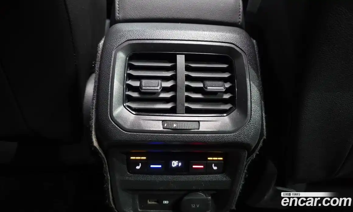 Volkswagen Tiguan 2018 2.0 Автомат в Москве № 629114, фото 19