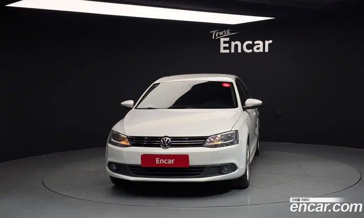 Volkswagen Jetta 2014 1.6 Автомат в Москве № 629211, фото 3