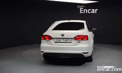 Volkswagen Jetta 2014 1.6 Автомат в Москве № 629211, миниатюра 4