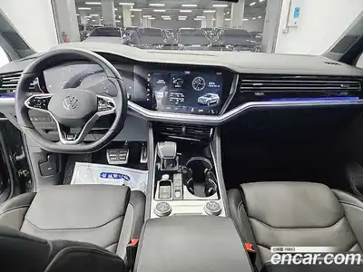 Volkswagen Touareg 2023 3.0 Автомат в Москве № 629295, миниатюра 7