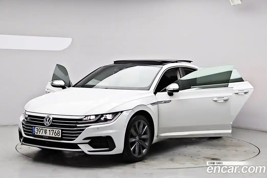 Volkswagen Arteon 2020 2.0 Автомат в Москве № 629321, фото 13
