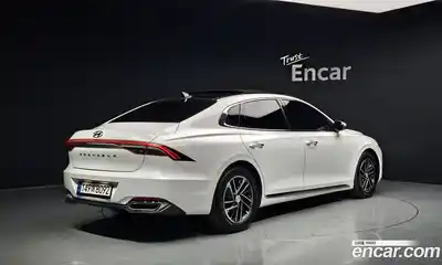 Hyundai Grandeur 2021 2.5 Автомат в Москве № 124595, миниатюра 2