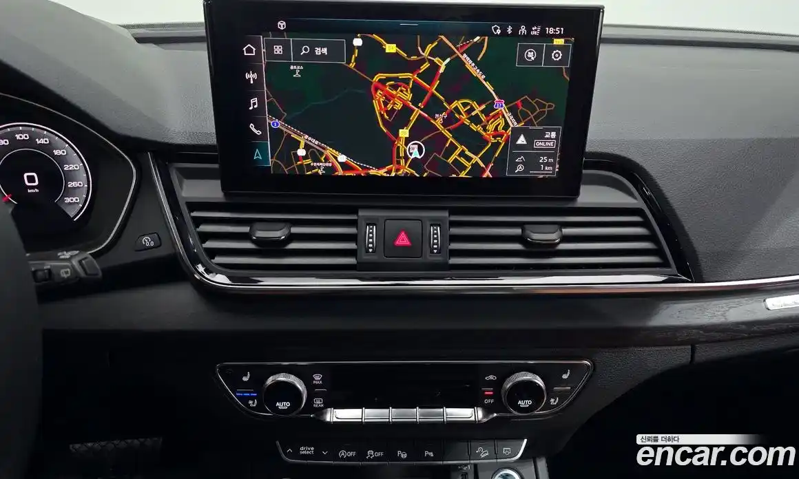 Audi Q5 2023 2.0 Автомат в Москве № 162372, фото 14