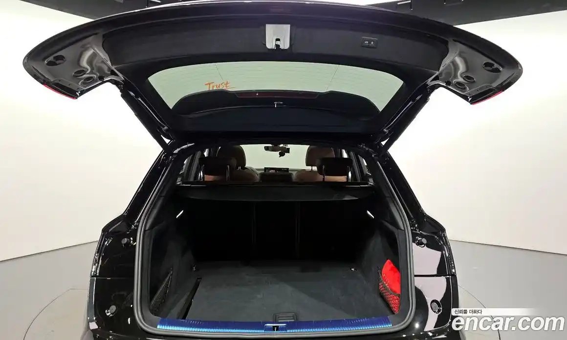 Audi Q5 2023 2.0 Автомат в Москве № 162372, фото 20