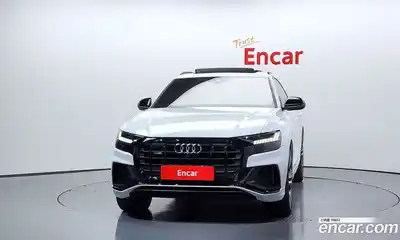 Audi Q8 2023 3.0 Автомат в Москве № 162816, миниатюра 3