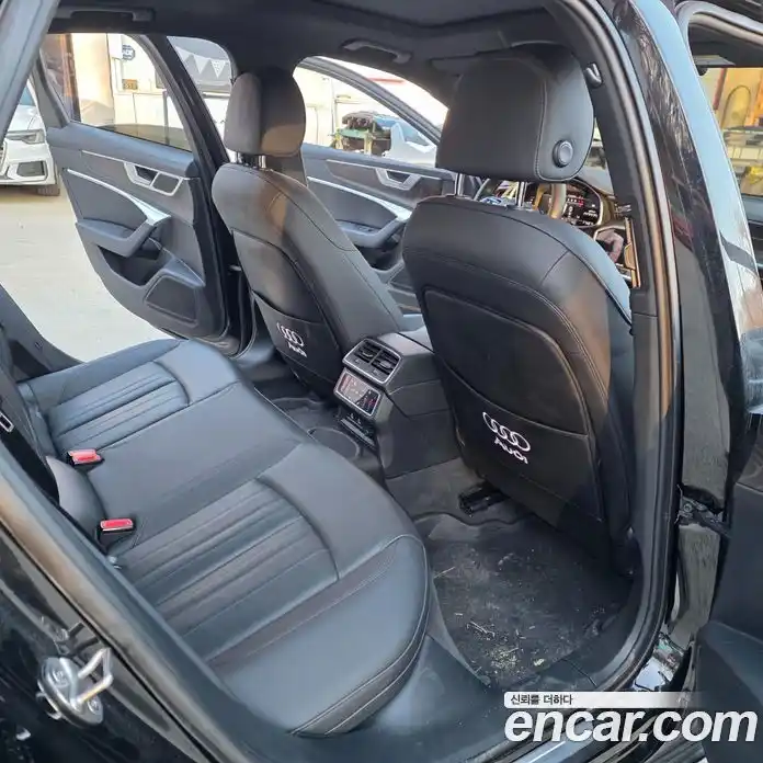 Audi A6 2022 2.0 Автомат в Москве № 163970, фото 13