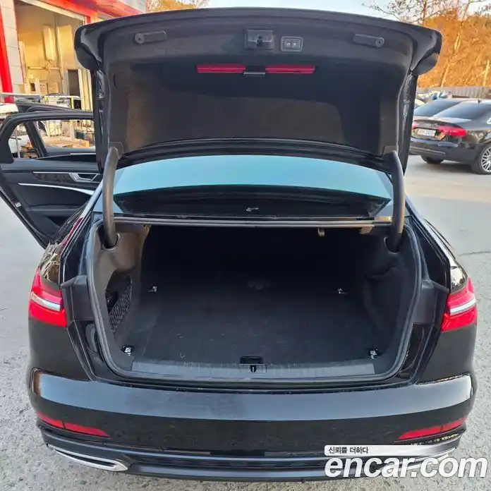 Audi A6 2022 2.0 Автомат в Москве № 163970, фото 16