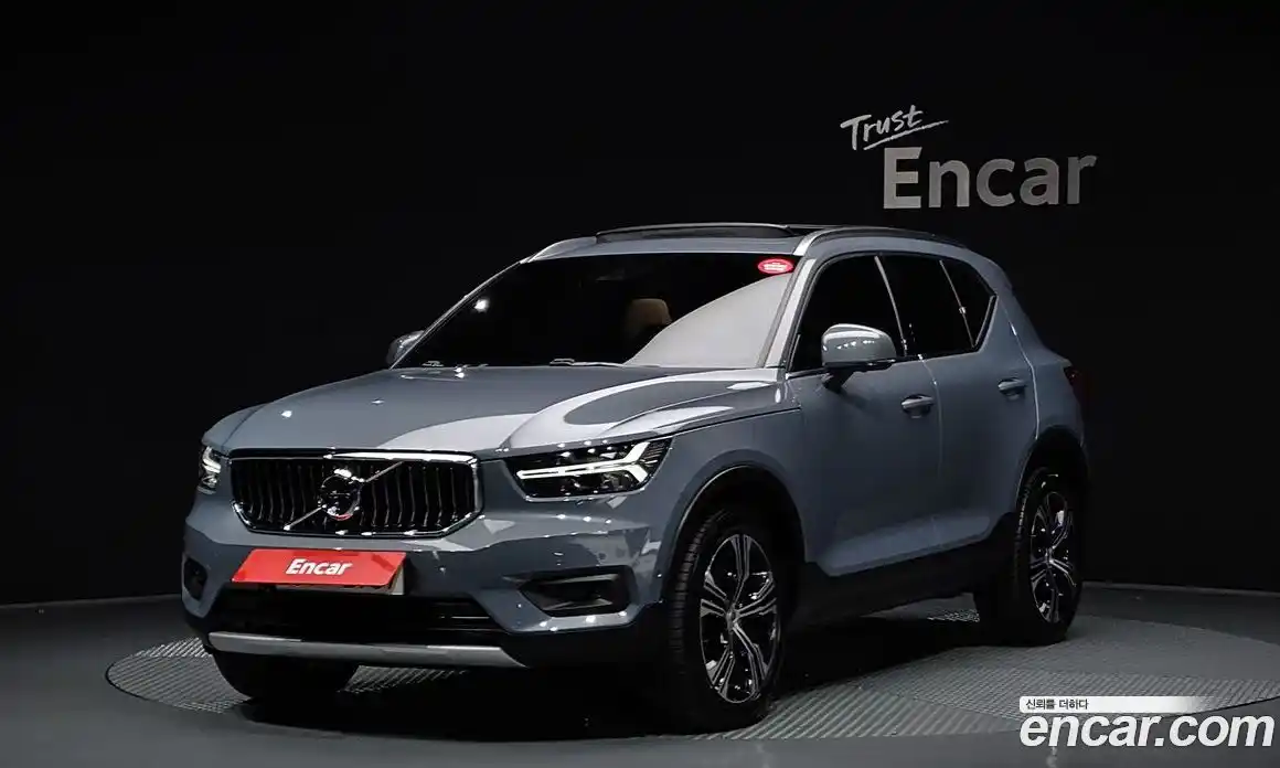 Volvo XC40 2022 2.0 Автомат в Москве № 164289, фото 1