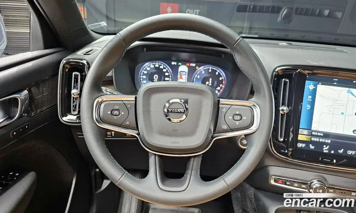 Volvo XC40 2022 2.0 Автомат в Москве № 164289, фото 13