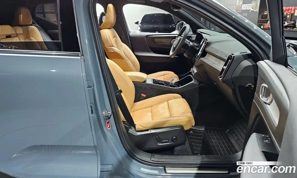 Volvo XC40 2022 2.0 Автомат в Москве № 164289, фото 10